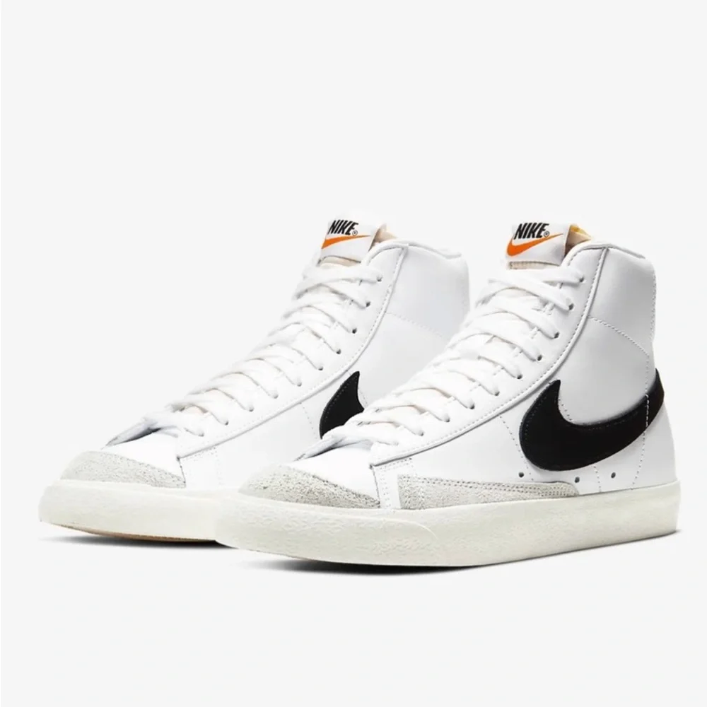 Nike Blazer, Mid Cut, (New) - Picture 2 of 5